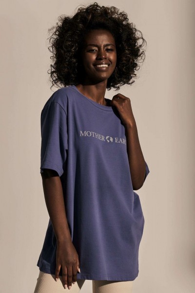 dámske tričko ušité z recyklovaného polyesteru