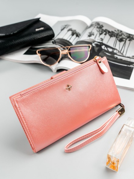 Elegantná, dámska peňaženka v jemne ružovej farbe